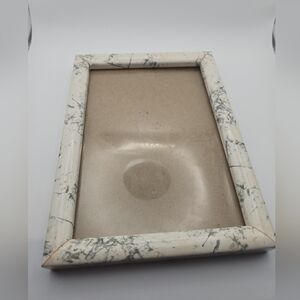 🖼️ Marble Look Photo Frame | Holds 5 x 7 Photo | Tabletop or Wall Display